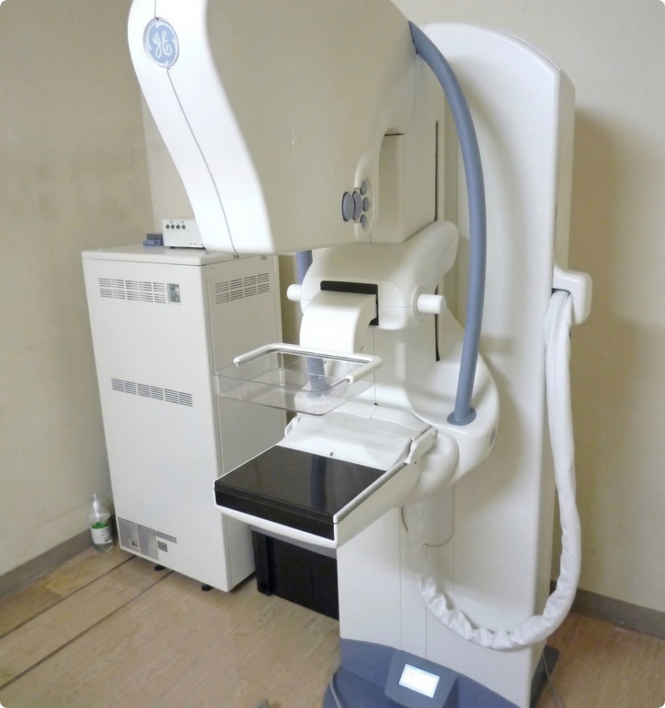 GEヘルスケアジャパン社製マンモグラフィ